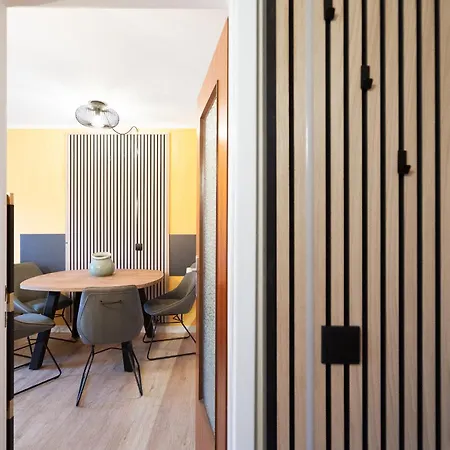 Solaris 1 Mit Balkon, Hundefreundlich Und Modern