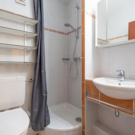Solaris 1 Mit Balkon, Hundefreundlich Und Modern Apartmán