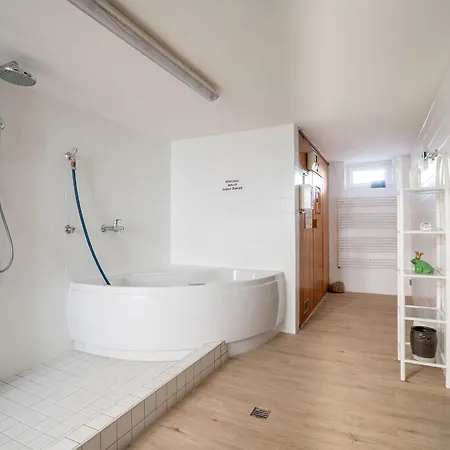 Solaris 1 Mit Balkon, Hundefreundlich Und Modern * Grömitz